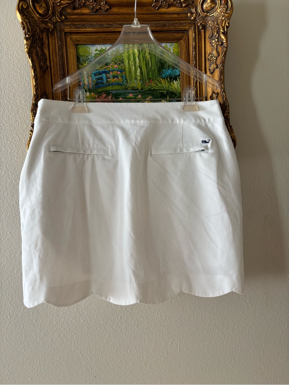 Vineyard Vines White Scallop Hem Women's Skort - Picture 7 of 8